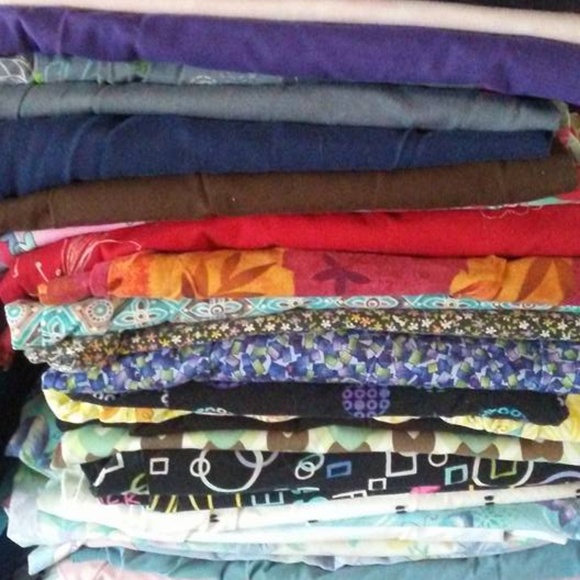 Tops - Mystery box of Scrub Tops Size Large